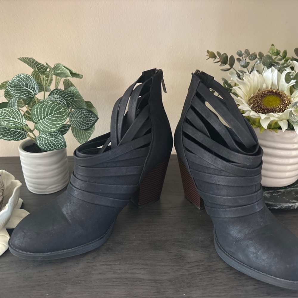 Shiekh Black boots - Picture 3 of 4
